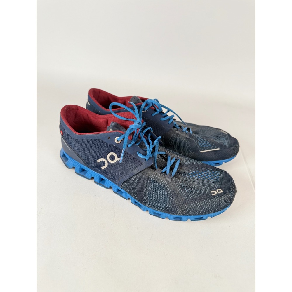 On Running Cloudflow Navy Blue Burgundy Mens Road Running Shoes Size 11